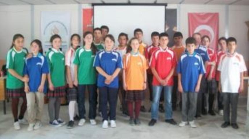 &Ouml;ğrenciler Sorularla Eğlendi