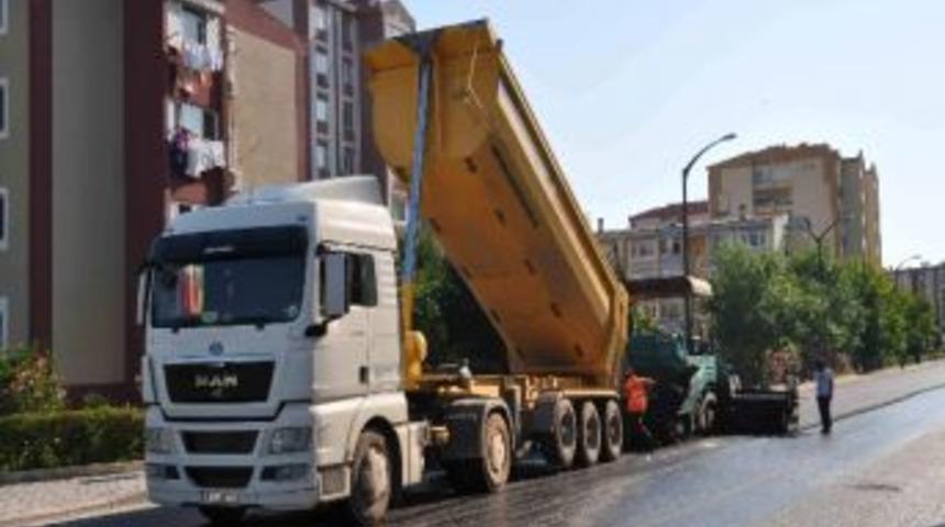 Yahya Kaptan Yolları Asfaltlanıyor