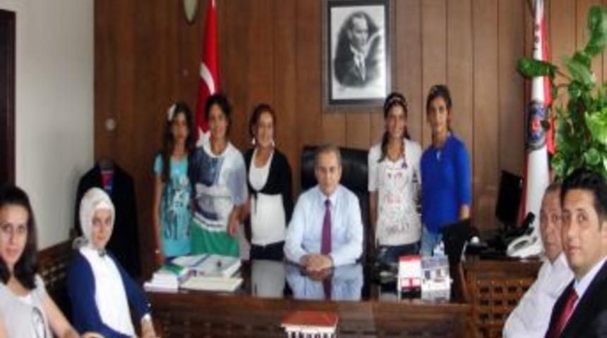 Karab&uuml;k Emniyet M&uuml;d&uuml;rl&uuml;ğ&uuml;'nden &Ouml;ğrencilere &Ccedil;anakkale Gezisi