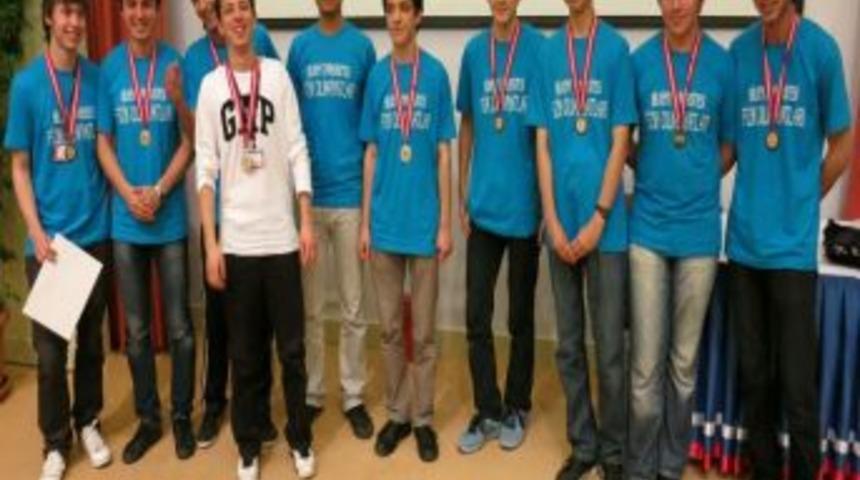 B&uuml;y&uuml;kkoyuncu Liseleri &Ouml;ğrencisi Bilkent Fizik Olimpiyatı'nda Birinci Oldu