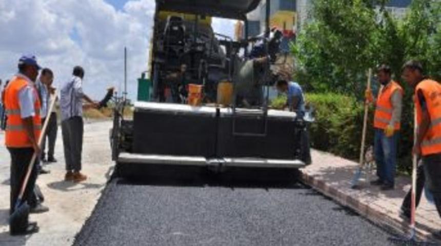 Kırşehir'de Yeni Asfalt Serme Makineleri İşe Başladı