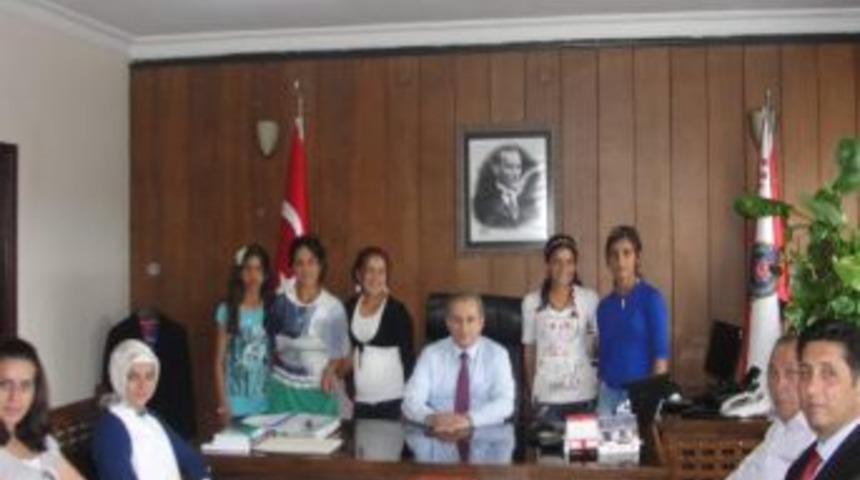 Karab&uuml;k Emniyet M&uuml;d&uuml;rl&uuml;ğ&uuml;'nden &Ouml;ğrencilere &Ccedil;anakkale Gezisi