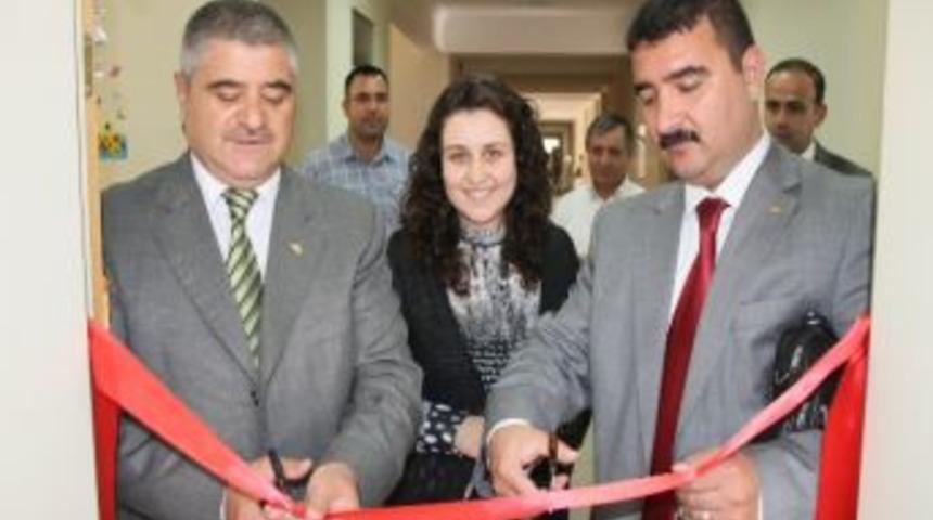 Zihinsel Engelli &Ouml;ğrenciler Yıl Sonu Sergisi A&ccedil;tı