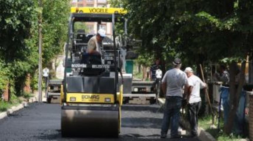 Boz&uuml;y&uuml;k&rsquo;te Asfalt Sezonu Başladı
