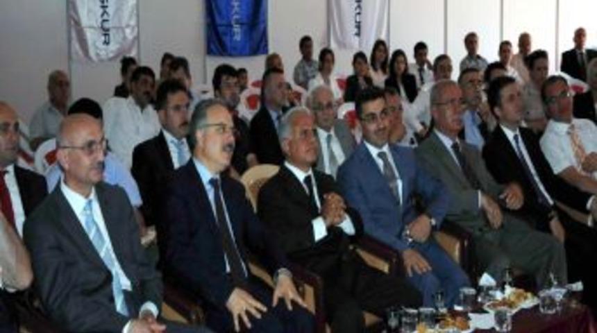 İş Veren Ve Iş Arayanlar SAMİF'te Buluştu