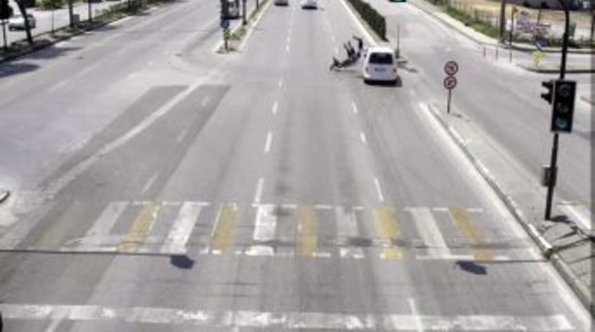 Kırmızı ışıkta dehşet dakikaları