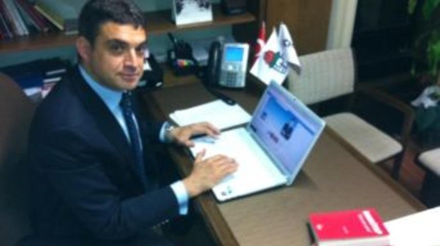 Sosyalistlerden De K&uuml;rtaj Kınaması Yolda