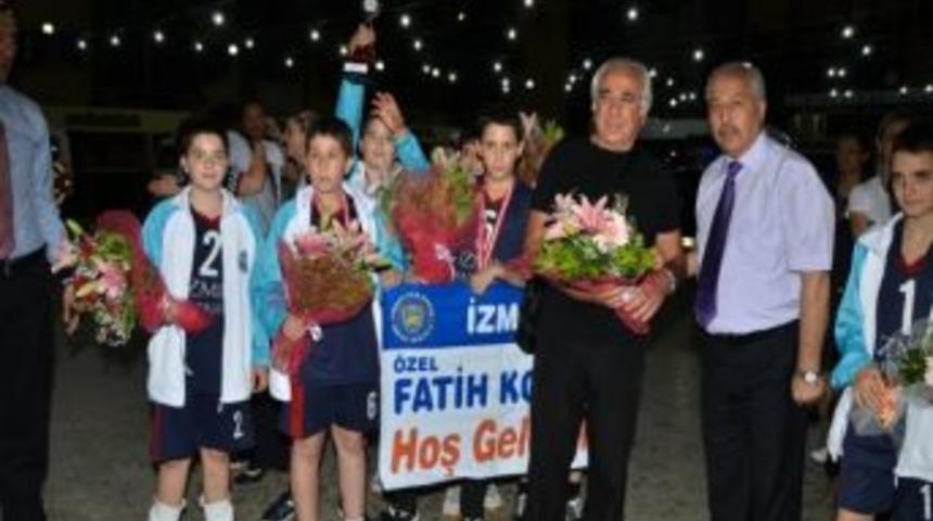 26 Yıl Sonra T&uuml;rkiye Şampiyonluğu İzmir&rsquo;e Geldi