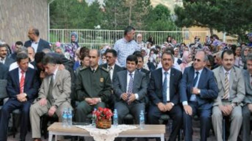G&uuml;m&uuml;şhane&rsquo;de Halk Eğitim Sergisi A&ccedil;ıldı