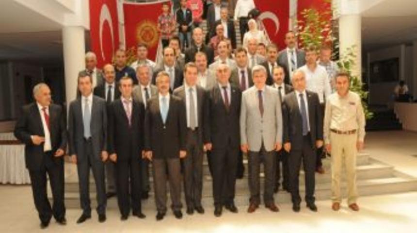 Kırgız Başbakan, T&uuml;rkiye&rsquo;ye Ucuz Enerji Verebileceklerini A&ccedil;ıkladı