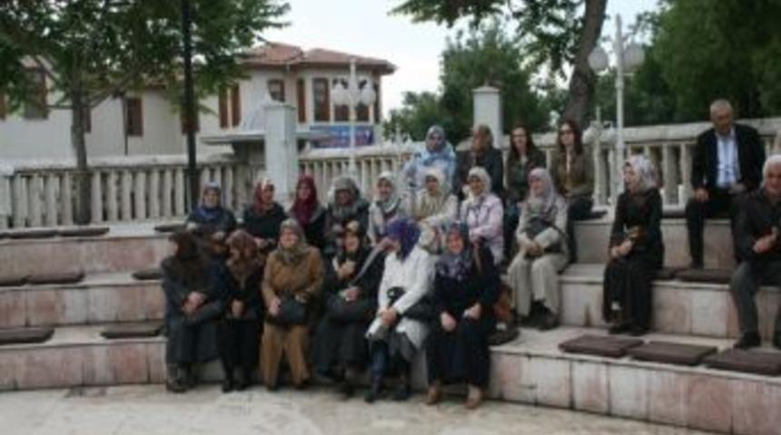 Cami Cemaati &Ccedil;anakkale, İstanbul Ve Konya'yı Gezdi