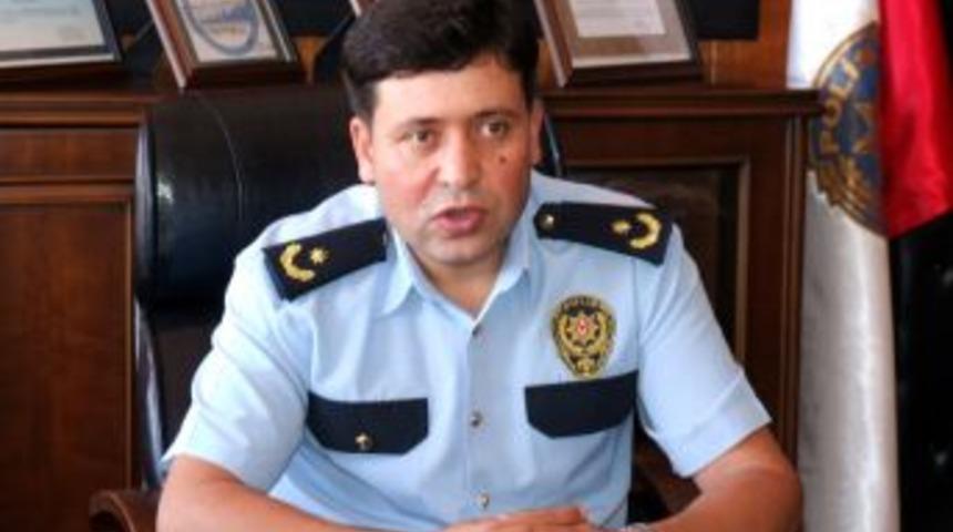 Polisten Silah Ve Havai Fişek Uyarısı