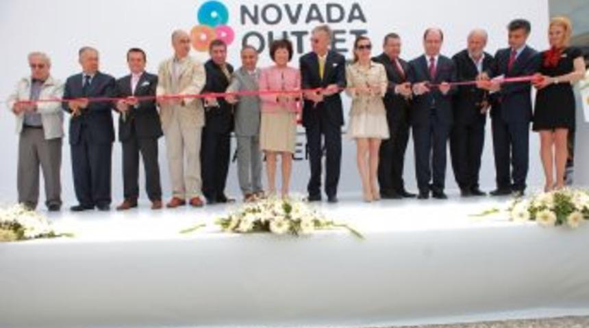 S&ouml;ke'nin yeni y&uuml;z&uuml; Novada Outlet S&ouml;ke a&ccedil;ıldı