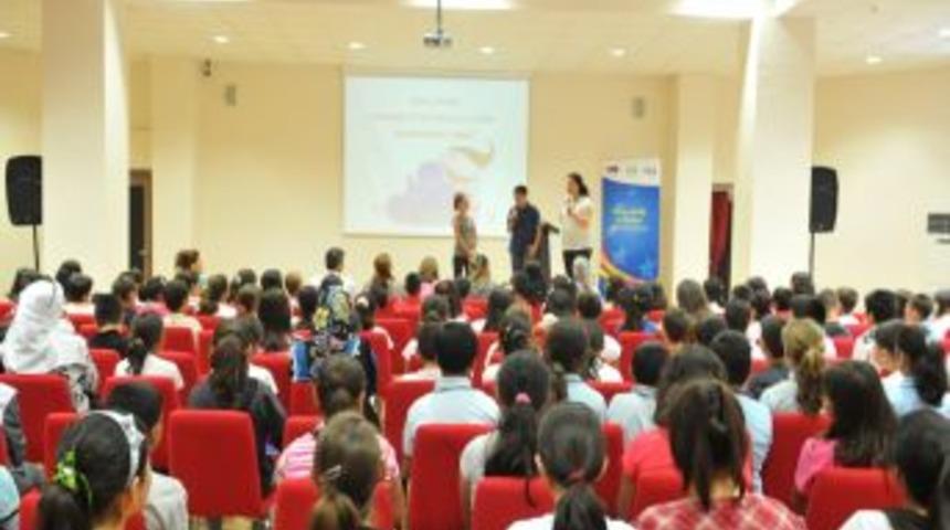 Kepez'de &Ouml;ğrencilere AB Hakkında Eğitim Verildi