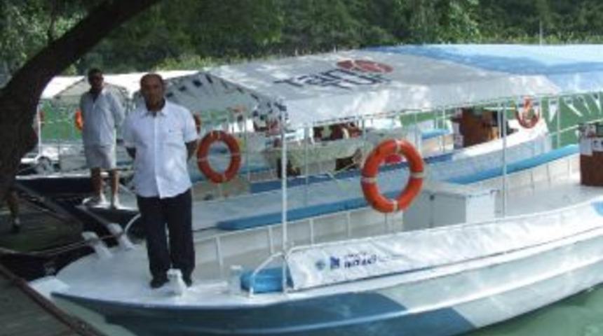 Ak&uuml;l&uuml; D&ouml;rt 4 Tekne Daha Suyla Buluştu