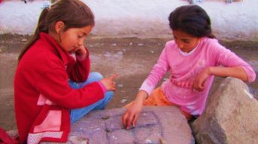 Karslı &Ccedil;ocuklarıh &lsquo;c&uuml;z&rdquo; Eğlencesi
