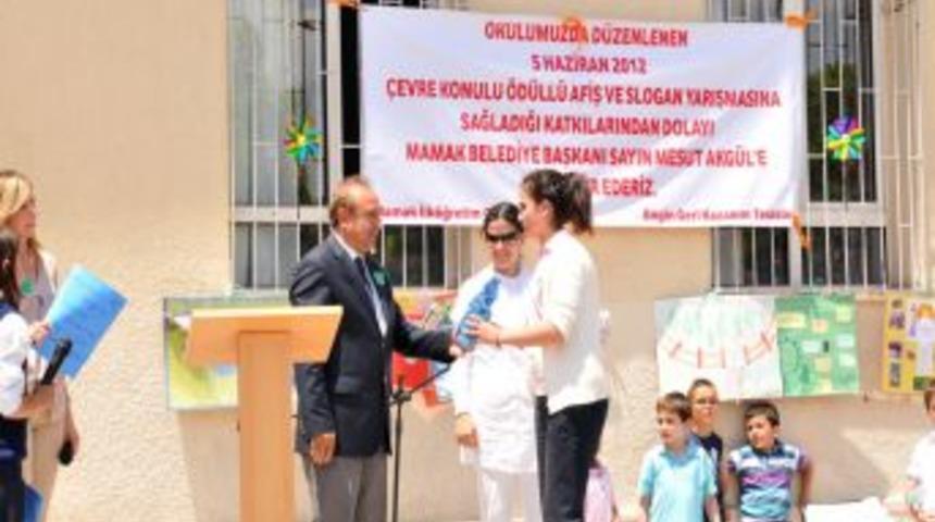 Mamaklı Minik &Ccedil;evreciler &Ouml;d&uuml;llendirildi