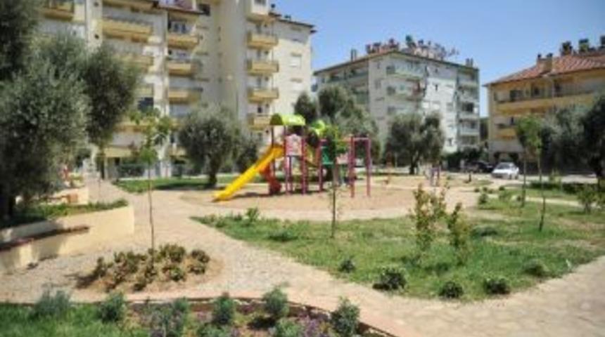 İsabeyli&rsquo;de Parklar, Yol Ve Kaldırımlar Bakımdan Ge&ccedil;ti