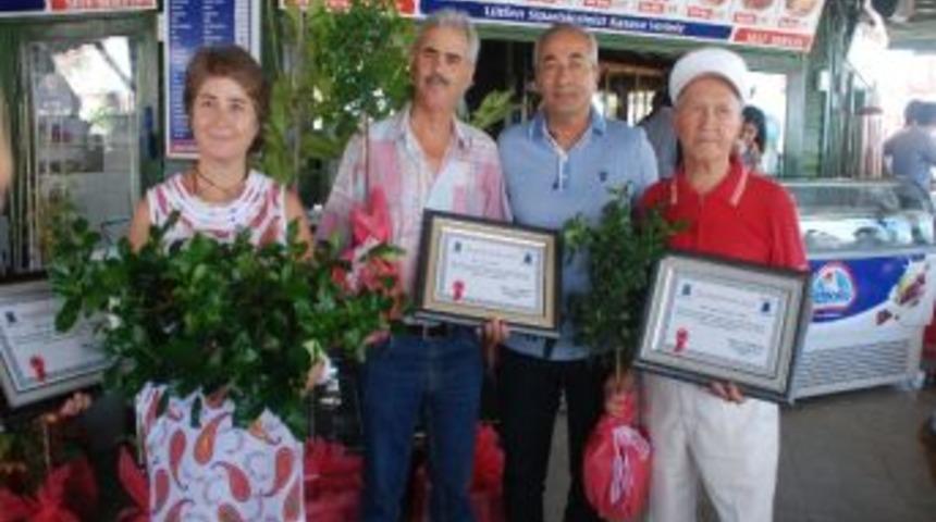 Didim 3. &Ccedil;i&ccedil;ek Şenliğinde Dereceye Girenlere &Ouml;d&uuml;lleri Verildi
