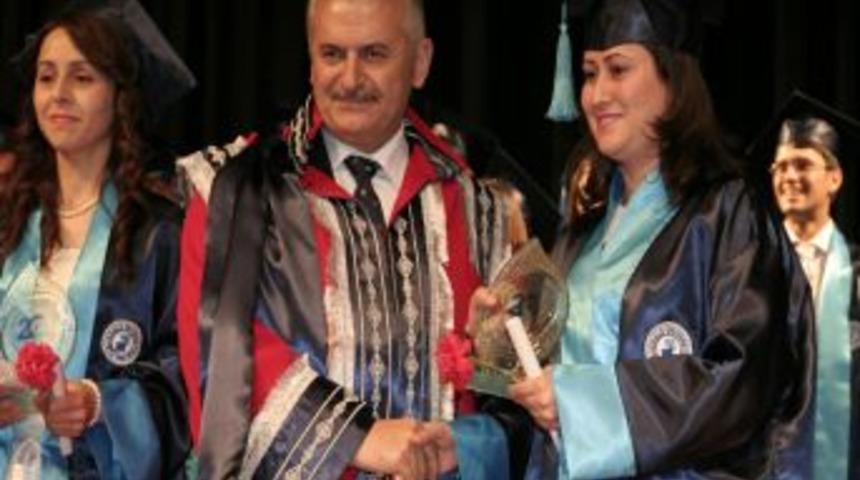 Bakan Yıldırım: K&uuml;resel Krizin En B&uuml;y&uuml;k Sebebi, Insanı &Uuml;retim Aracı G&ouml;rmektir