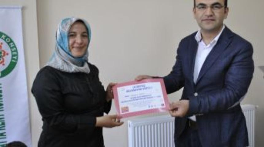 70 Ev Kadını Bilgisayar &Ouml;ğrendi