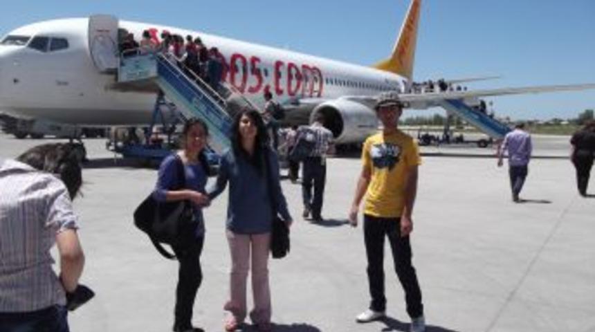 Hakkarili &Ouml;ğrenciler İstanbul&rsquo;un Tarihi Yerlerini Gezdi