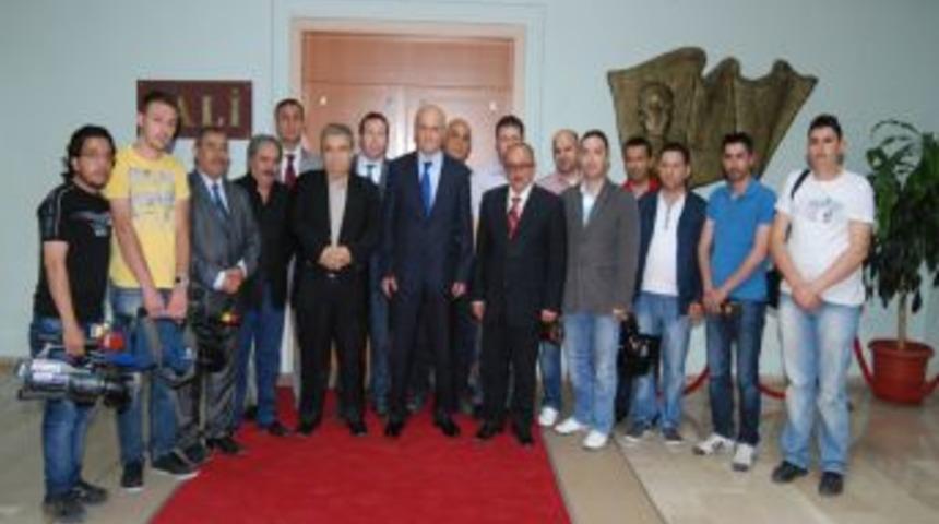 Vali Mevl&uuml;t Bilici, Gazetecileri Kabul Etti