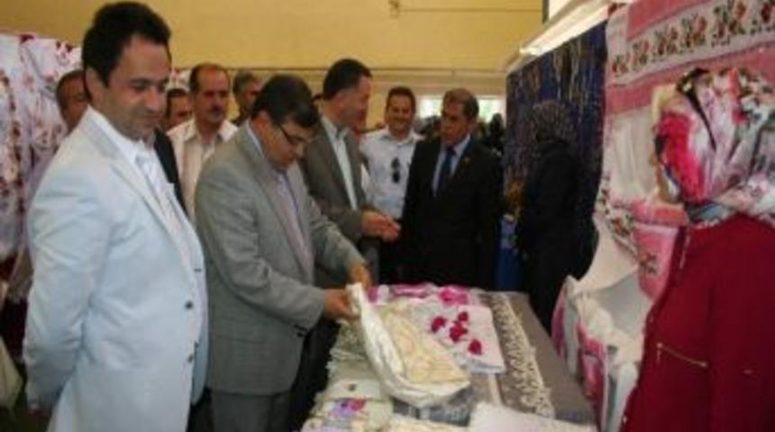 Beyşehir&rsquo;de Yıl Sonu Sergisi