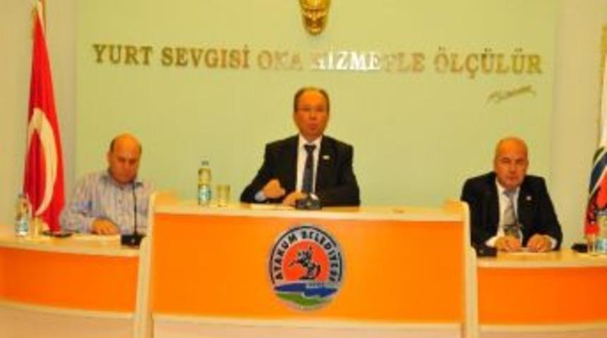 Burma&rsquo;dan Meclis &Uuml;yelerine &Ccedil;ağrı