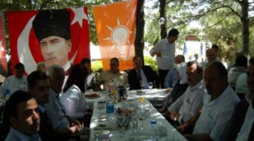 Ak Parti İl Teşkilatı Ve Malkara İl&ccedil;e Teşkilatı Yemekte Bir Araya Geldiler