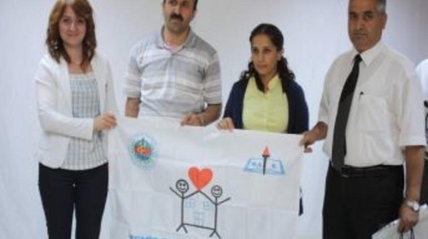 Okullara Beyaz Bayrak &Ouml;d&uuml;lleri