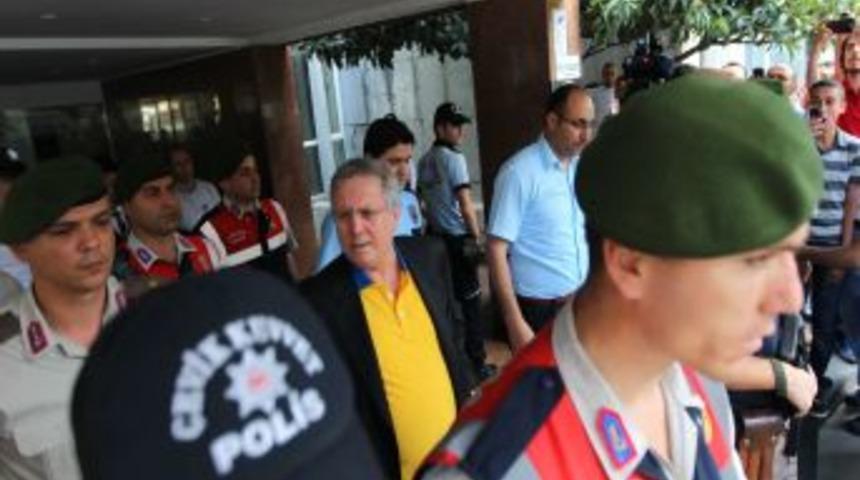 Aziz Yıldırım Taburcu Oldu