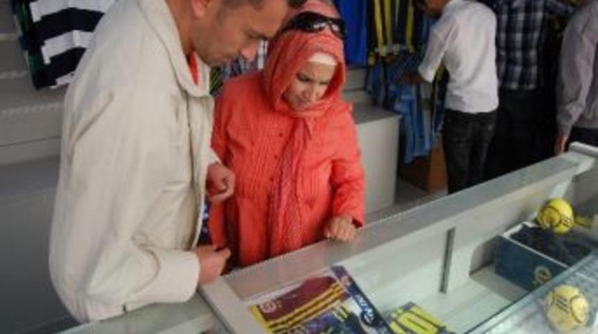 Fenerium Tır&rsquo;ına Tatvan&rsquo;da Yoğun İlgi