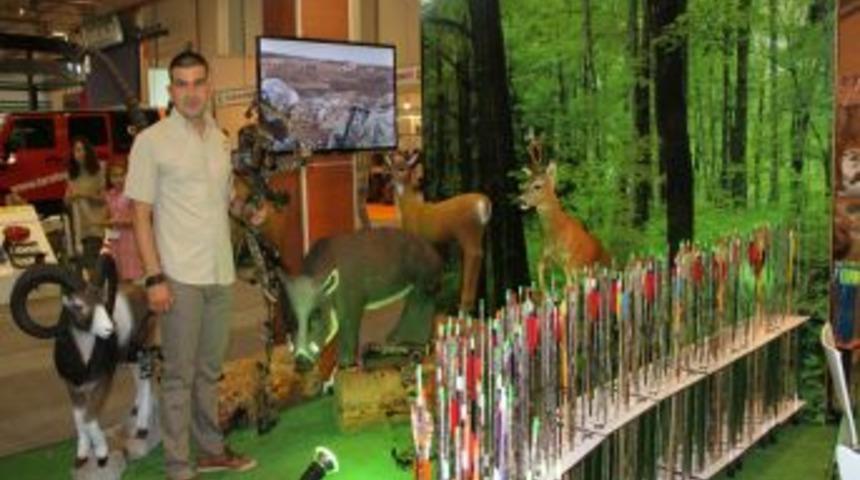 T&uuml;rkiye Şampiyonu T&uuml;rkoğlu: Ok Ile Avcılık Yapmak Maharet Ister