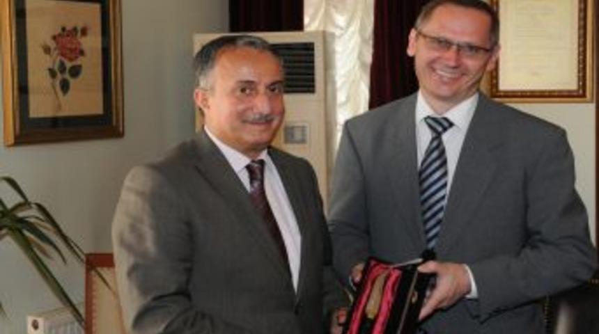 Hırvatistan'dan Kardeşlik &Ccedil;ağrısı