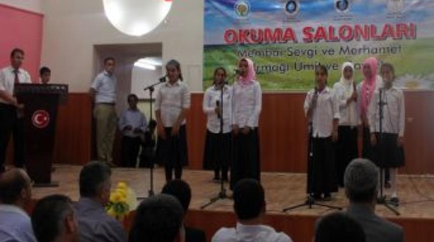 Okuma Salonu Öğrencileri SBS Öncesi Moral Programı Düzenledi