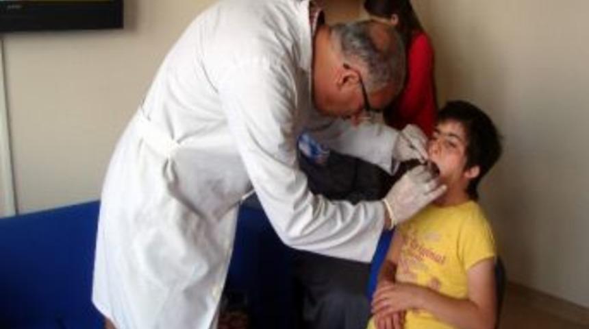 Rehabilitasyon Merkezi &Ouml;ğrencilerine Sağlık Taraması Yapıldı