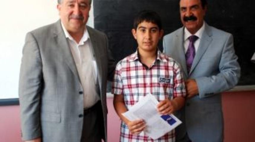 Adıyaman&rsquo;da 140 Bin 851 &Ouml;ğrenci Karne Heyecanı Yaşadı