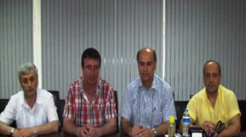 G&ouml;nen Belediyespor, Bursaspor'da Yıllarca Forma Giyen Teknik Adam Yal&ccedil;ın G&uuml;nd&uuml;z İle G&ouml;r&uuml;şmelere Başladı