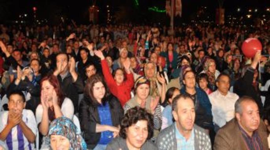 G&ouml;lbaşı, G&ouml;ller, Andezit Taşı Ve Sevgi &Ccedil;i&ccedil;eği Şenliği&rsquo;ne Hazırlanıyor