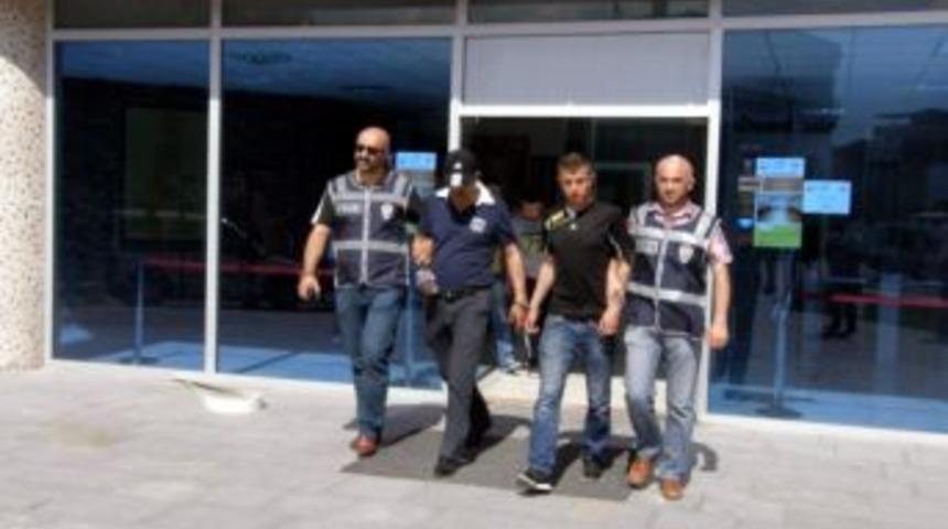 Adliyede Silahlı Pusuya 7 Tutuklama