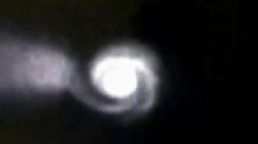 G&ouml;ky&uuml;z&uuml;ndeki ışığın sırrı &ccedil;&ouml;z&uuml;ld&uuml;