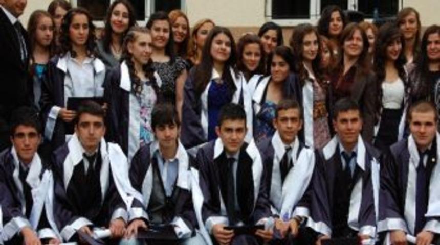 Taşk&ouml;pr&uuml; Lisesi Mezunları Buluştu