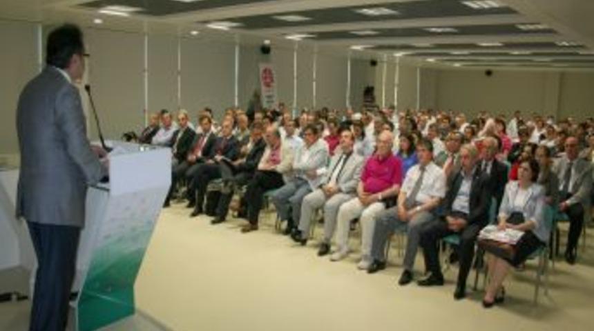 Harita M&uuml;hendisleri Kentsel D&ouml;n&uuml;ş&uuml;m&uuml; Tartıştı