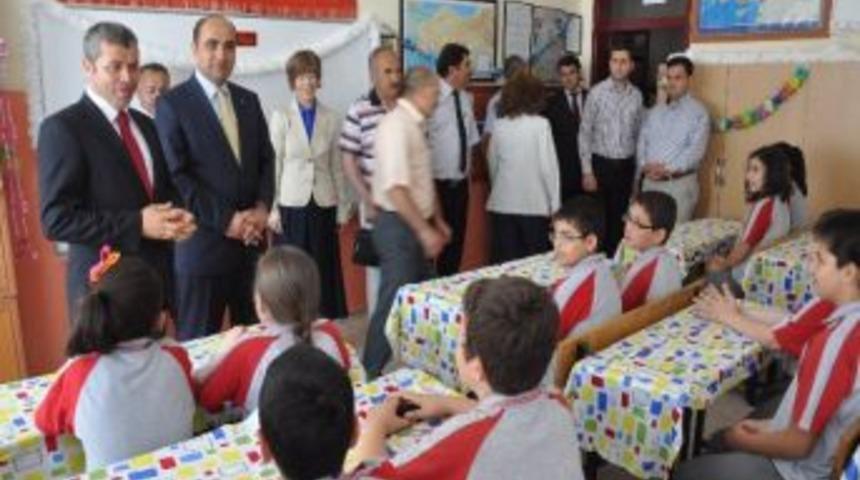 Aksaray&rsquo;da 81 Bin 198 &Ouml;ğrenci Karne Aldı