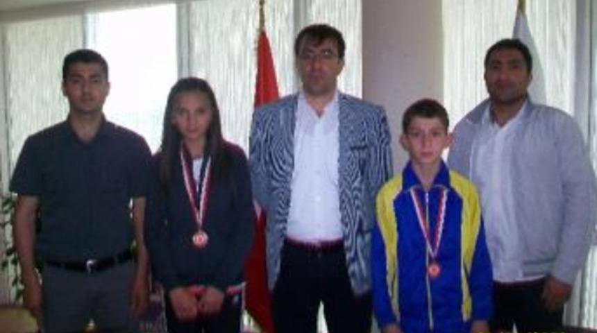 Şampiyon Taekwondoculardan &Ccedil;intimar&rsquo;a Ziyaret
