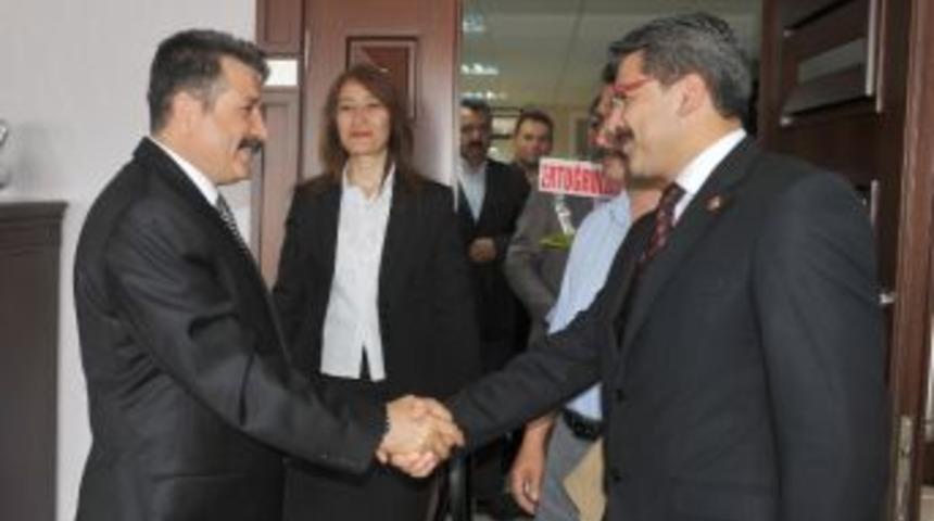 Ertuğrul Gazi Derneği&rsquo;nden Başkan Berberoğlu&rsquo;na Ziyaret