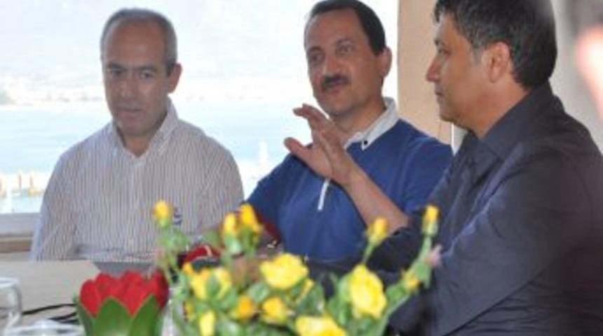 Mehmet Atalay: Basının Merkezden Mi Yerelden Mi Idaresi I&ccedil;in &Ccedil;alışma Yapmadık