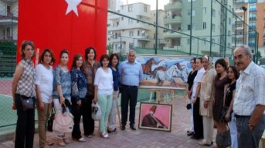 Kursiyerlerin El Sanatları Ve Resim Sergisi Ilgi G&ouml;rd&uuml;