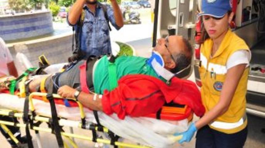 Babadağ'dan Atlayan İranlı Turist, 30 Metreden Kayalıklara Düştü